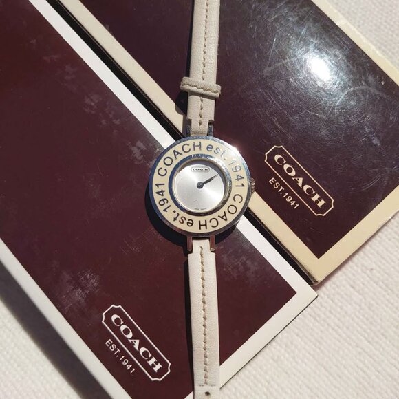 Coach Phoebe Cream White Silver Women's Watch With Box + Guarantee Card Working - Picture 2 of 6
